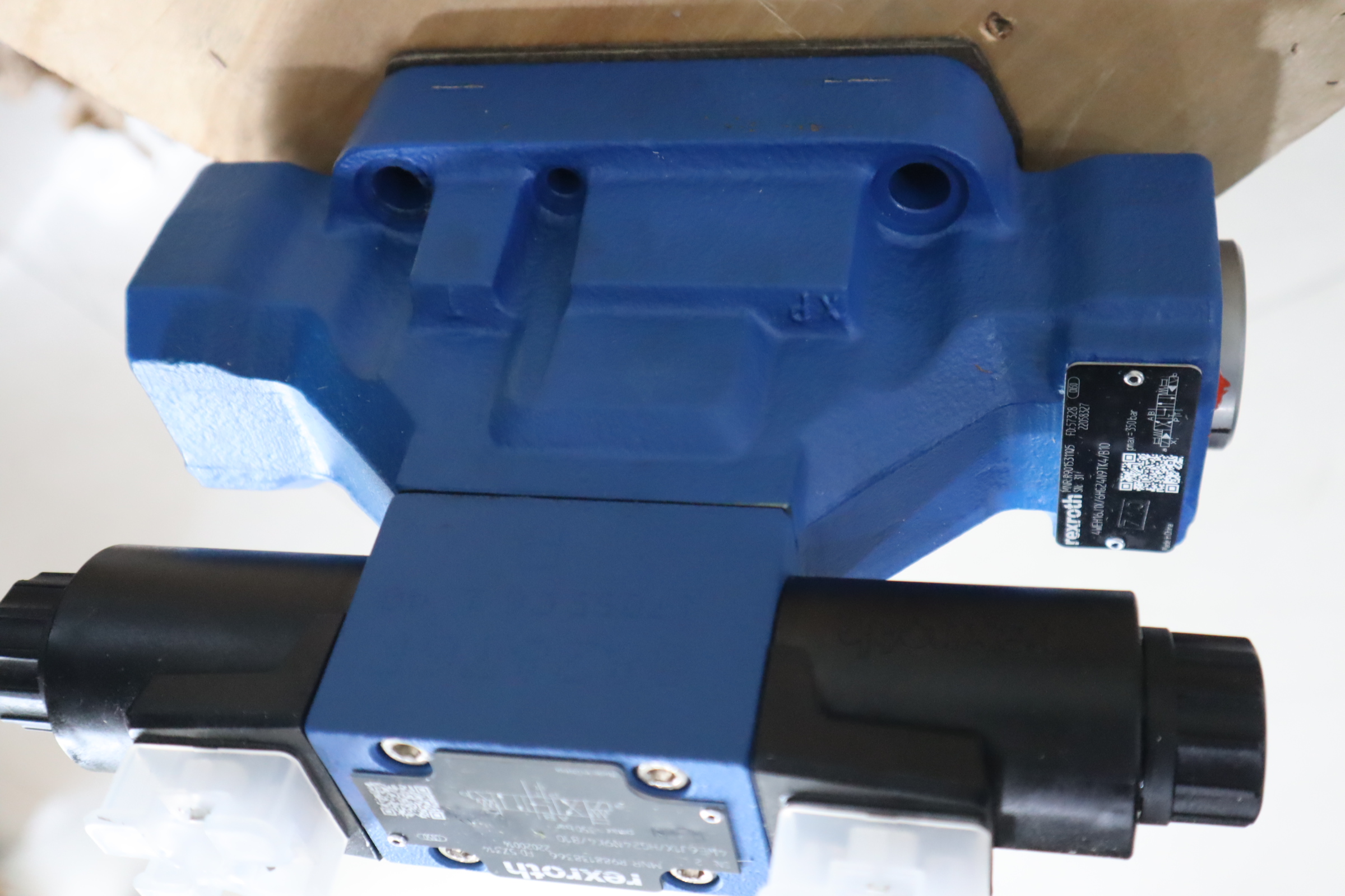 4WEH16J1X/6HG24N9TK4/B10 R901531105 德国力士乐REXROTH电液阀