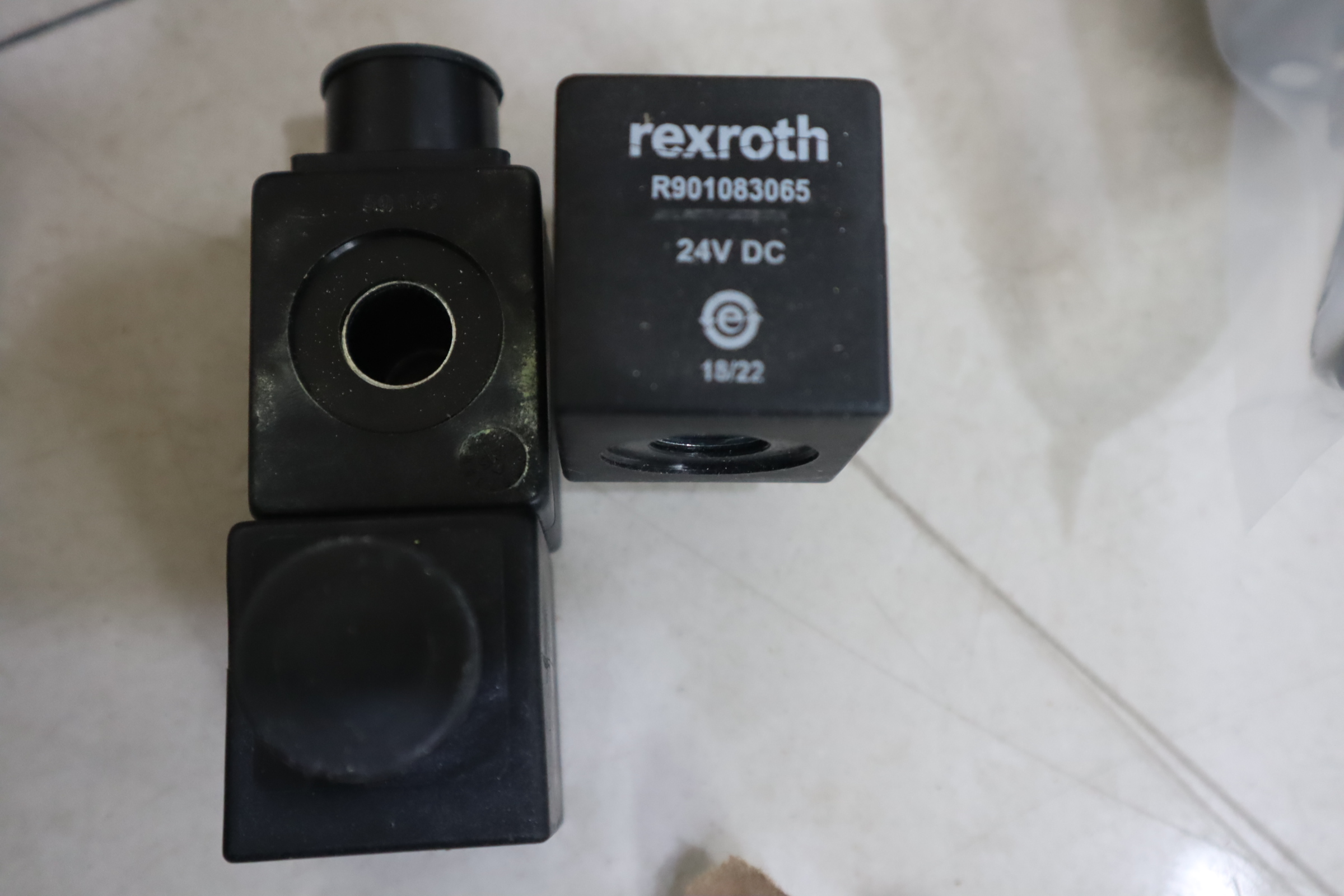 R901083065 OD02170130OC00-S8.356HRL-24DC-20W-CL.H 力士乐线圈