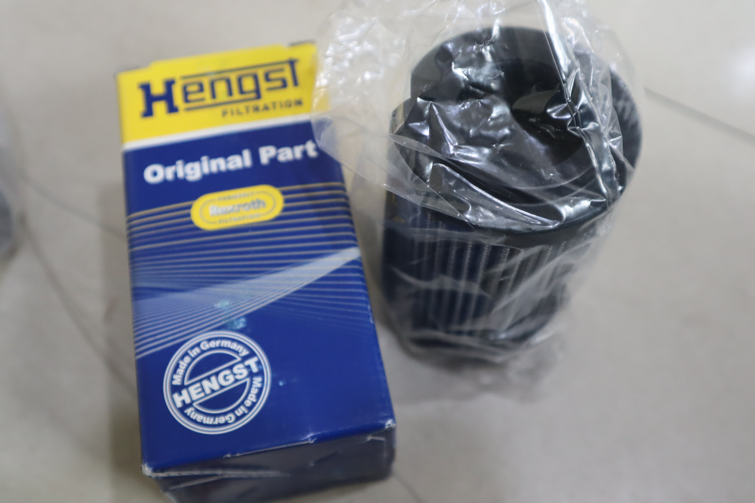 1.0040 PWR10-A00-0-M R928005837 1002279B 汉格斯特HENGST滤芯