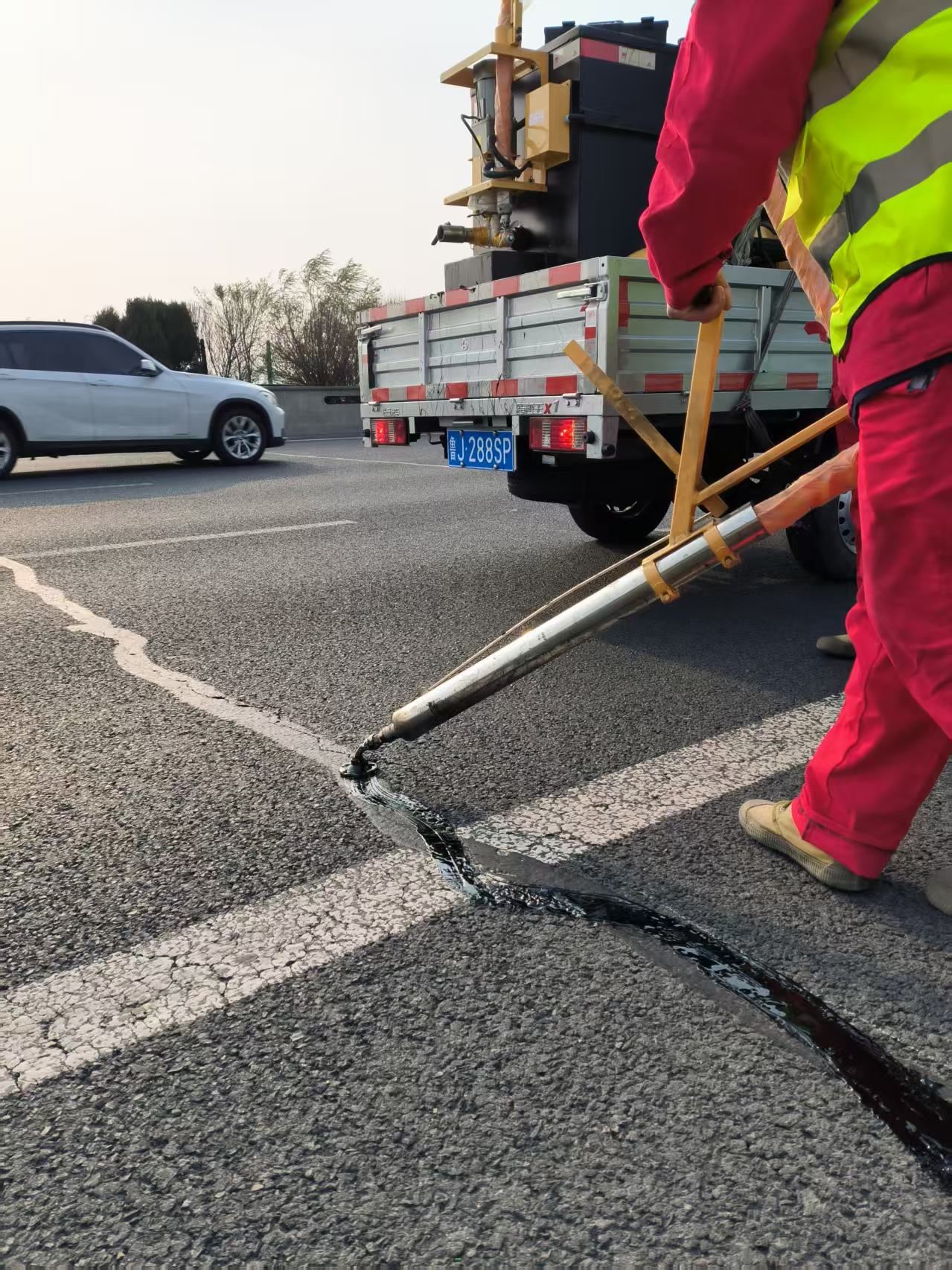 湖南沥青路面灌缝胶厂家