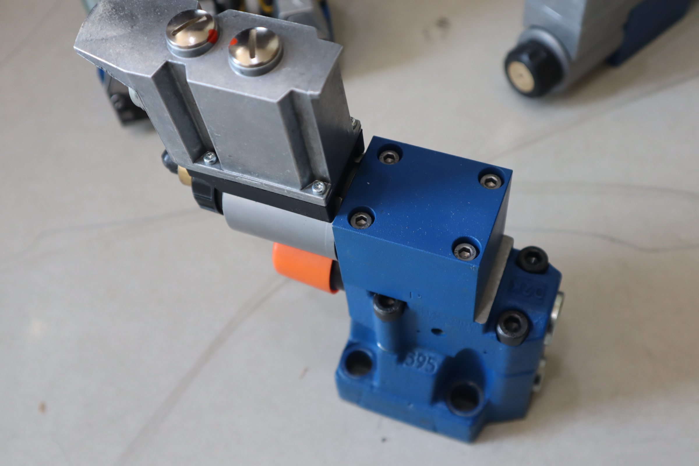 DBEME10-71/315YG24K31A1M R901344448 力士乐REXROTH比例阀