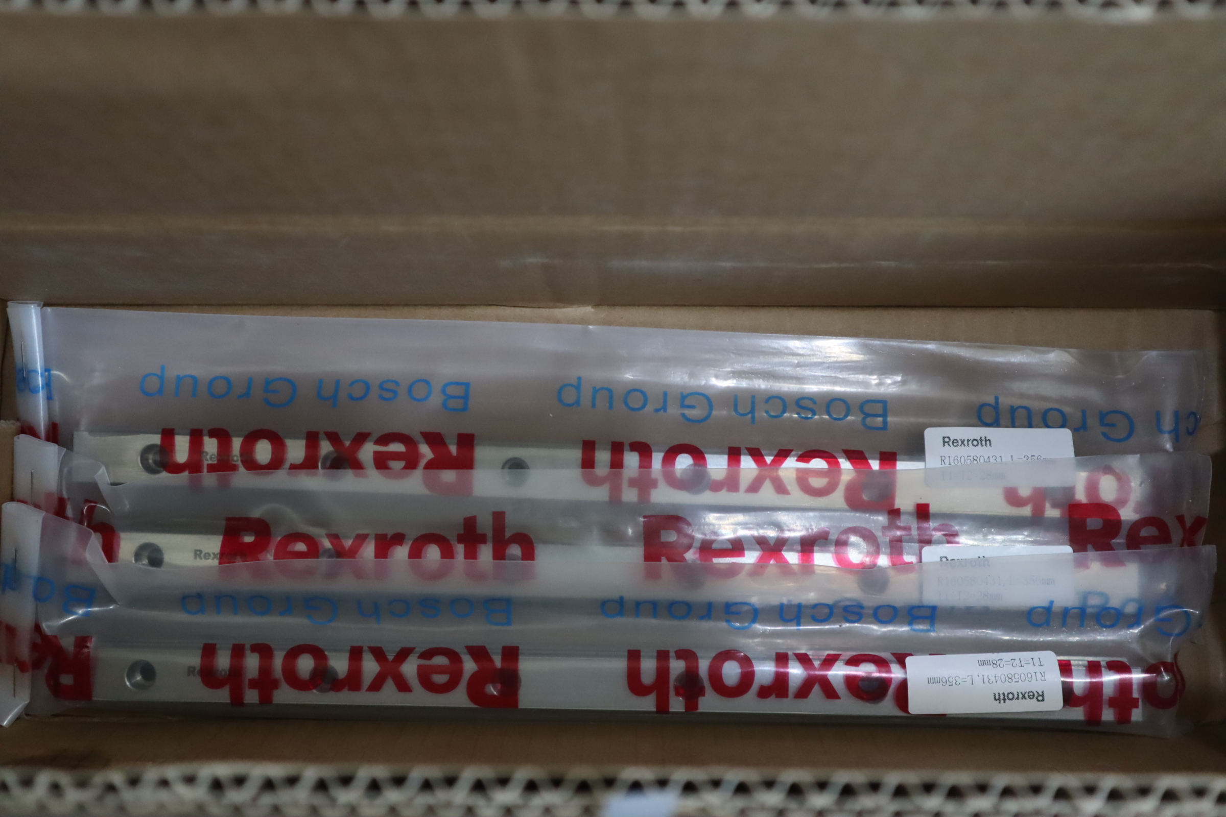 R160580431,L356mm T1T228mm 德国力士乐REXROTH滑块导轨