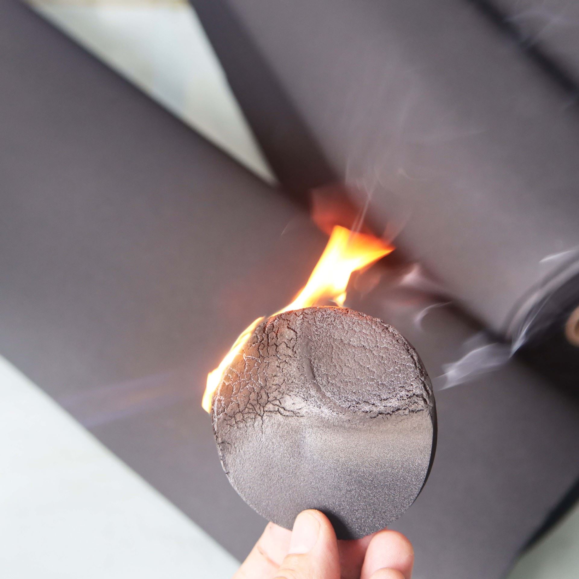 三元乙丙EPDM发泡条海绵条橡胶方条耐磨防撞机柜密封条船用胶条