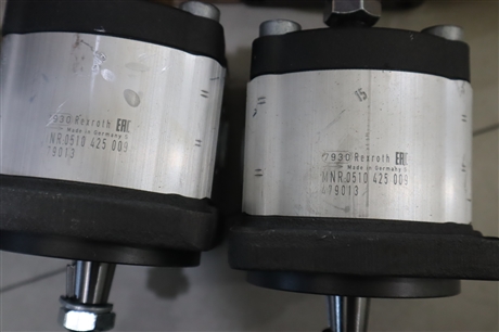 力士乐Rexroth齿轮泵MNR：0510425009型号AZPF11-008RCB20MB原装