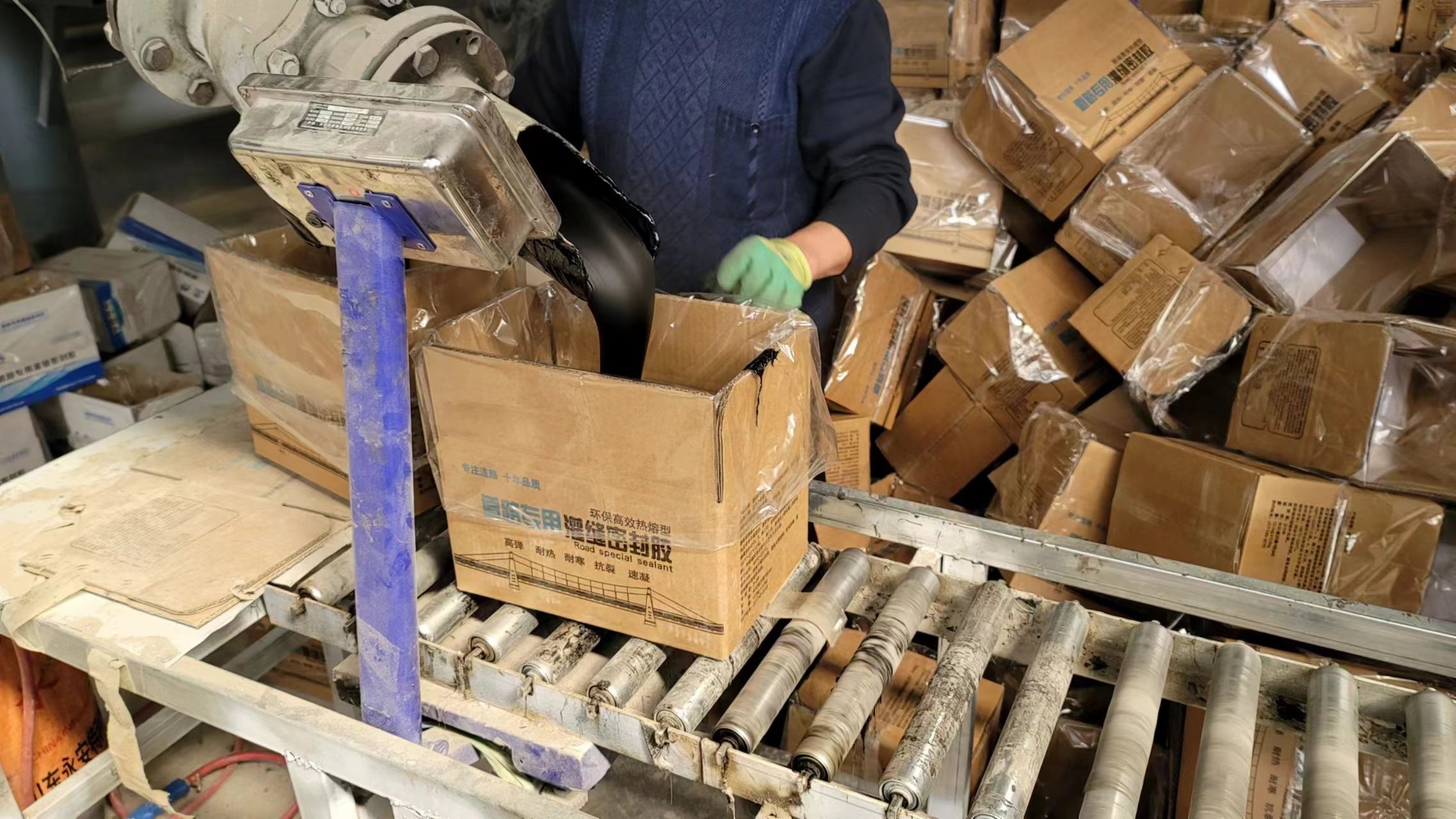 甘肃机场跑道混凝土路面灌缝胶价格