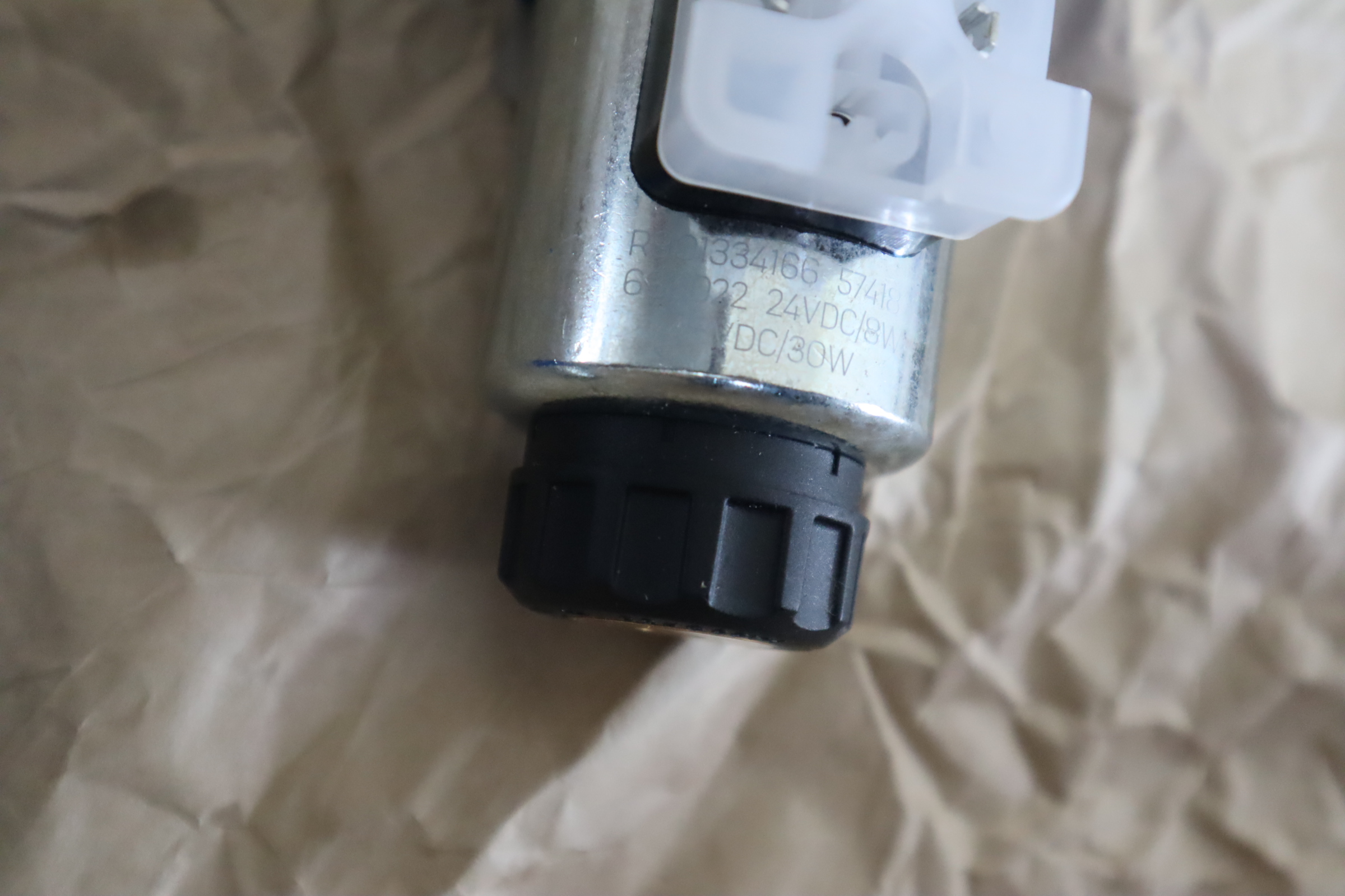 4WE6E62/EG24N9K4SO407 R900902730 德国力士乐REXROTH电磁阀