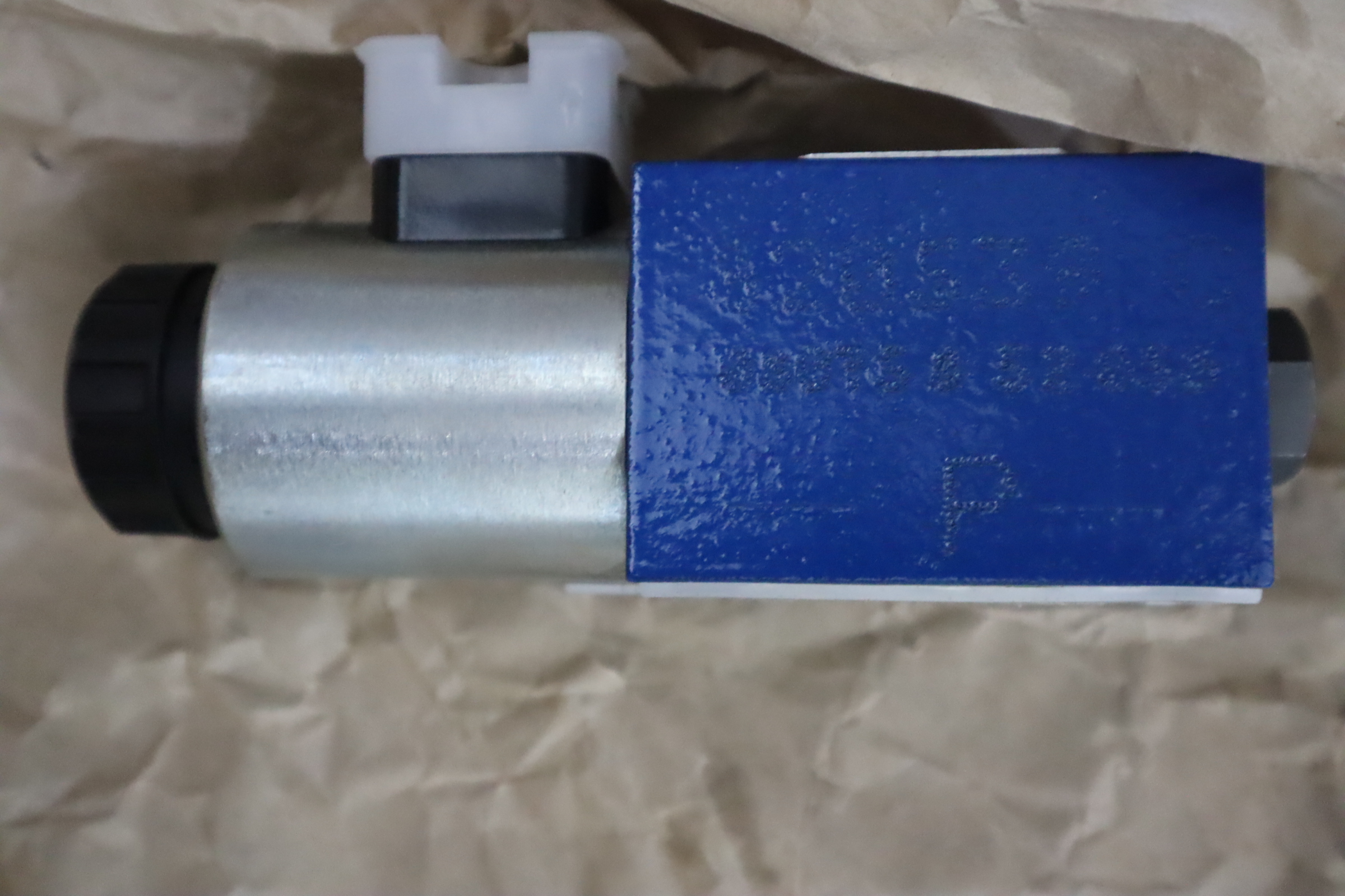 4WE6D6X/EG24N9K4/ZV R901068595 德国力士乐REXROTH电磁阀