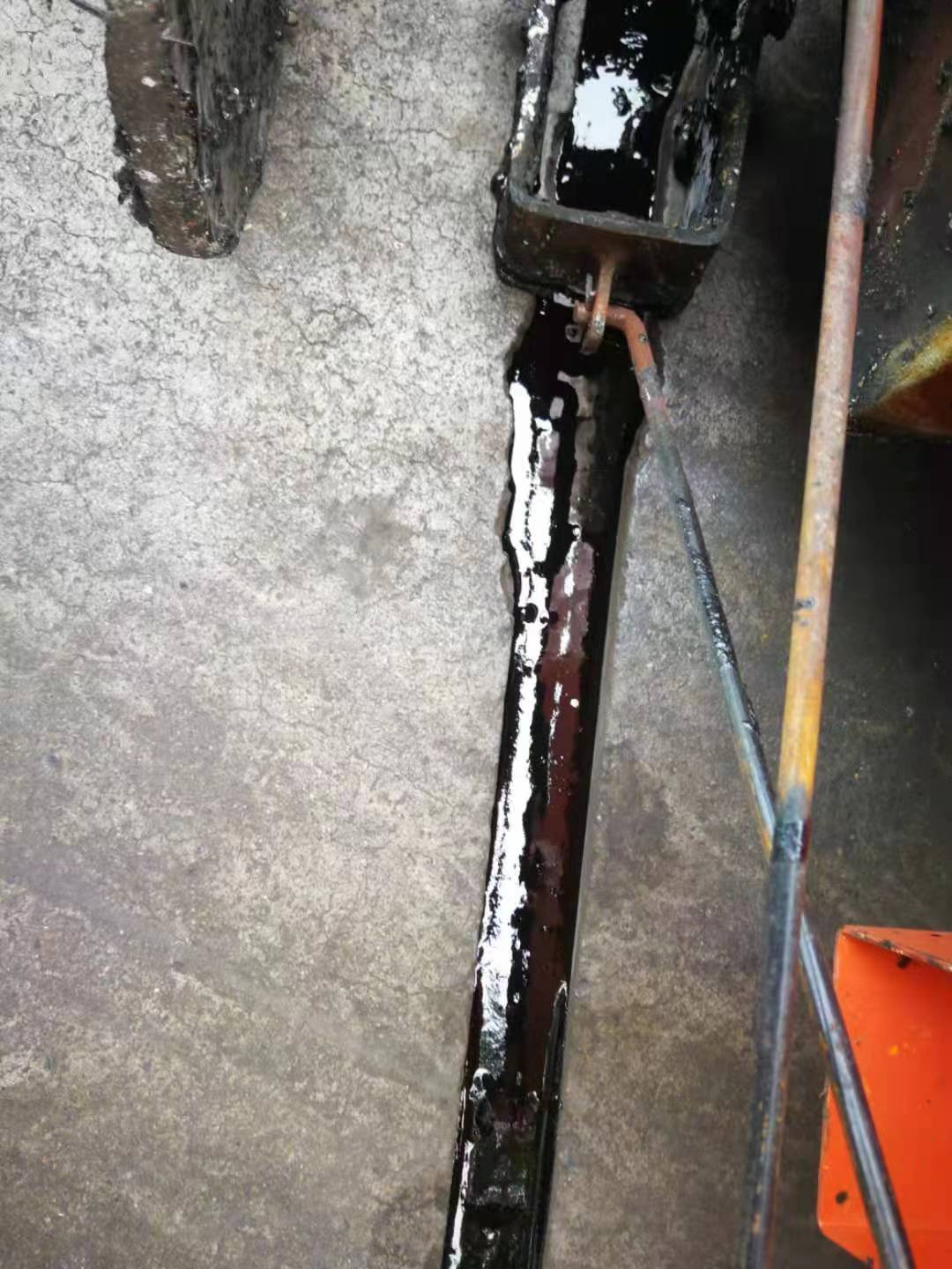 甘肃公路裂缝修补沥青灌缝胶批发