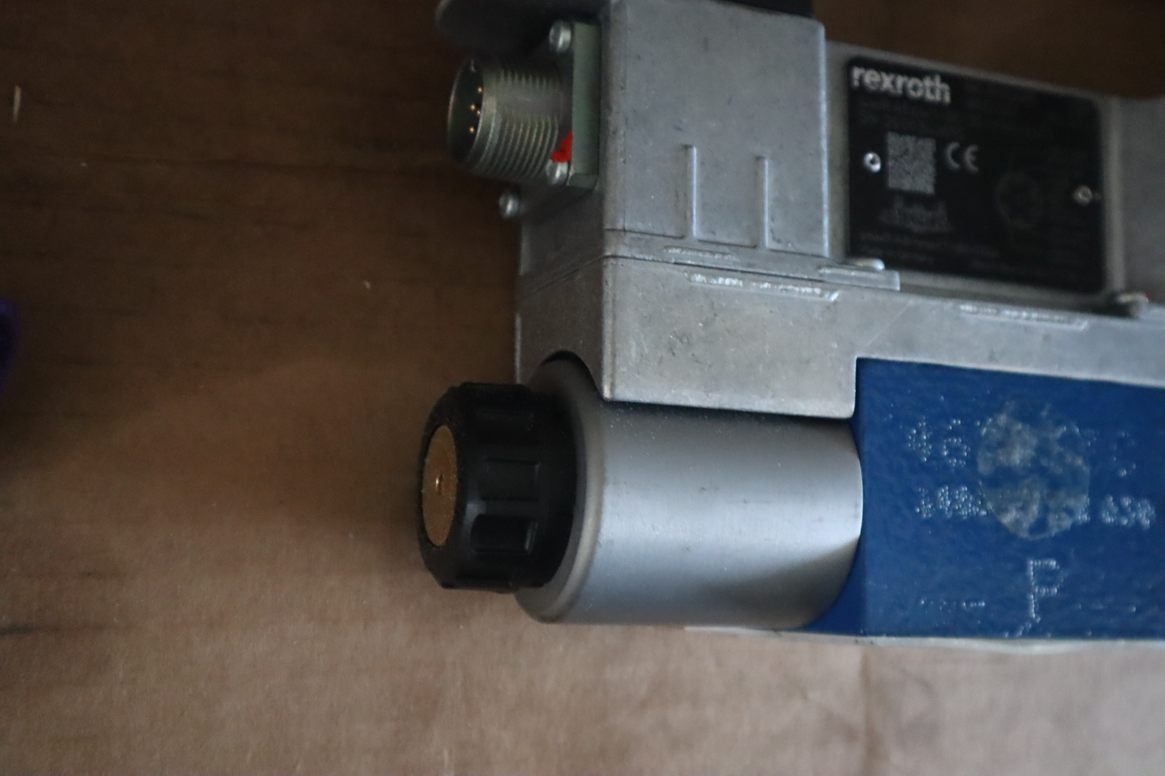 4WRAE6W1-30-30/VN9/24F1 R901560695 力士乐REXROTH比例阀