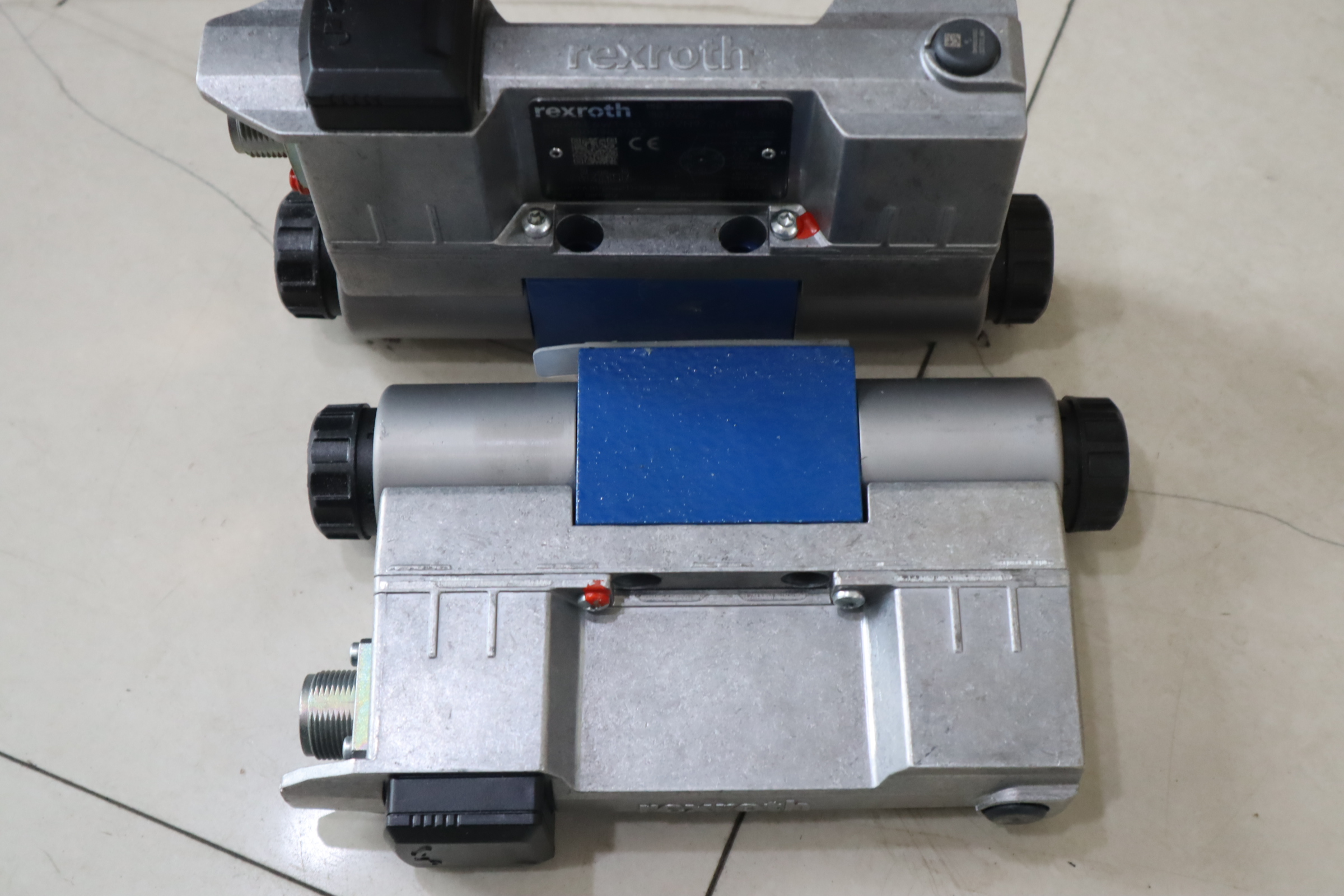 4WRAE6W1-30-3X/VN9/24F1 R901560695 力士乐REXROTH比例阀