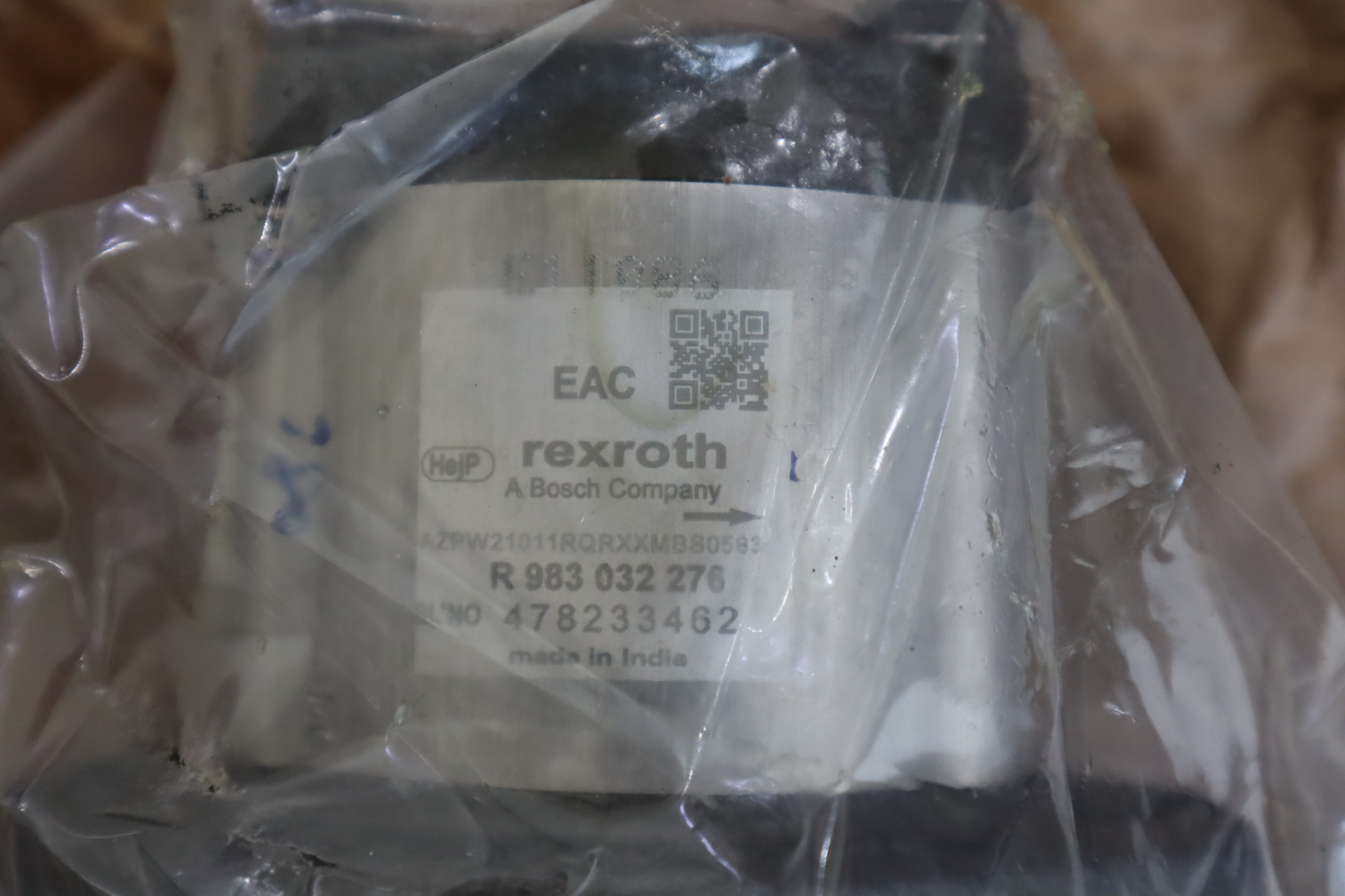 R983032276 AZPW21011RQRXXMBS0593 德国力士乐REXROTH 齿轮泵
