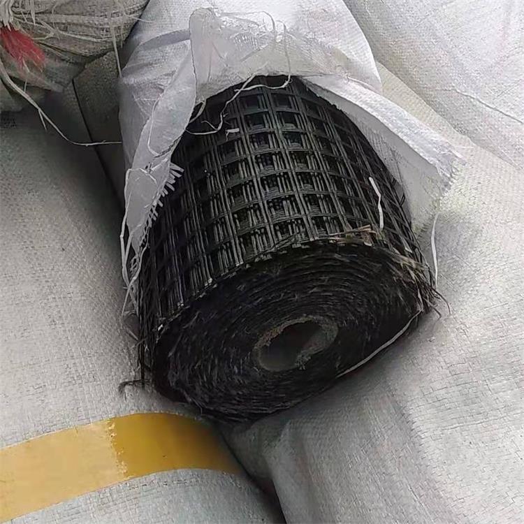内蒙古玻纤格栅复合布厂家