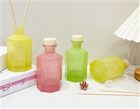 香薰玻璃瓶厂家，香薰玻璃瓶加工厂家