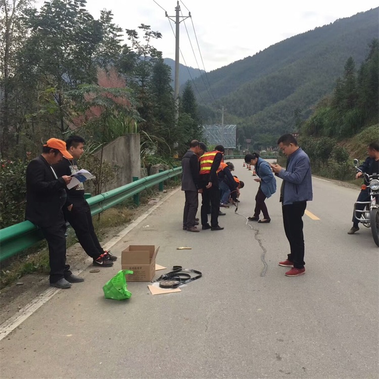 安徽公路裂缝压风条工厂
