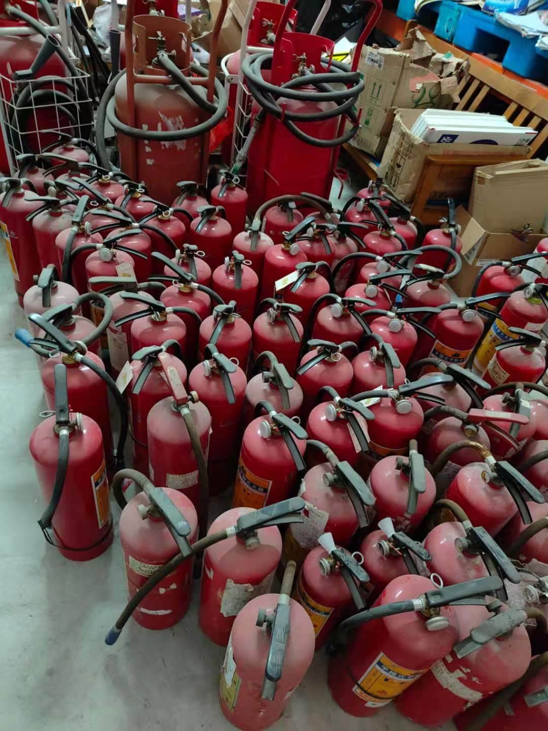 天 河区上门回收报废 过期手推式二氧 化碳灭火设备收购