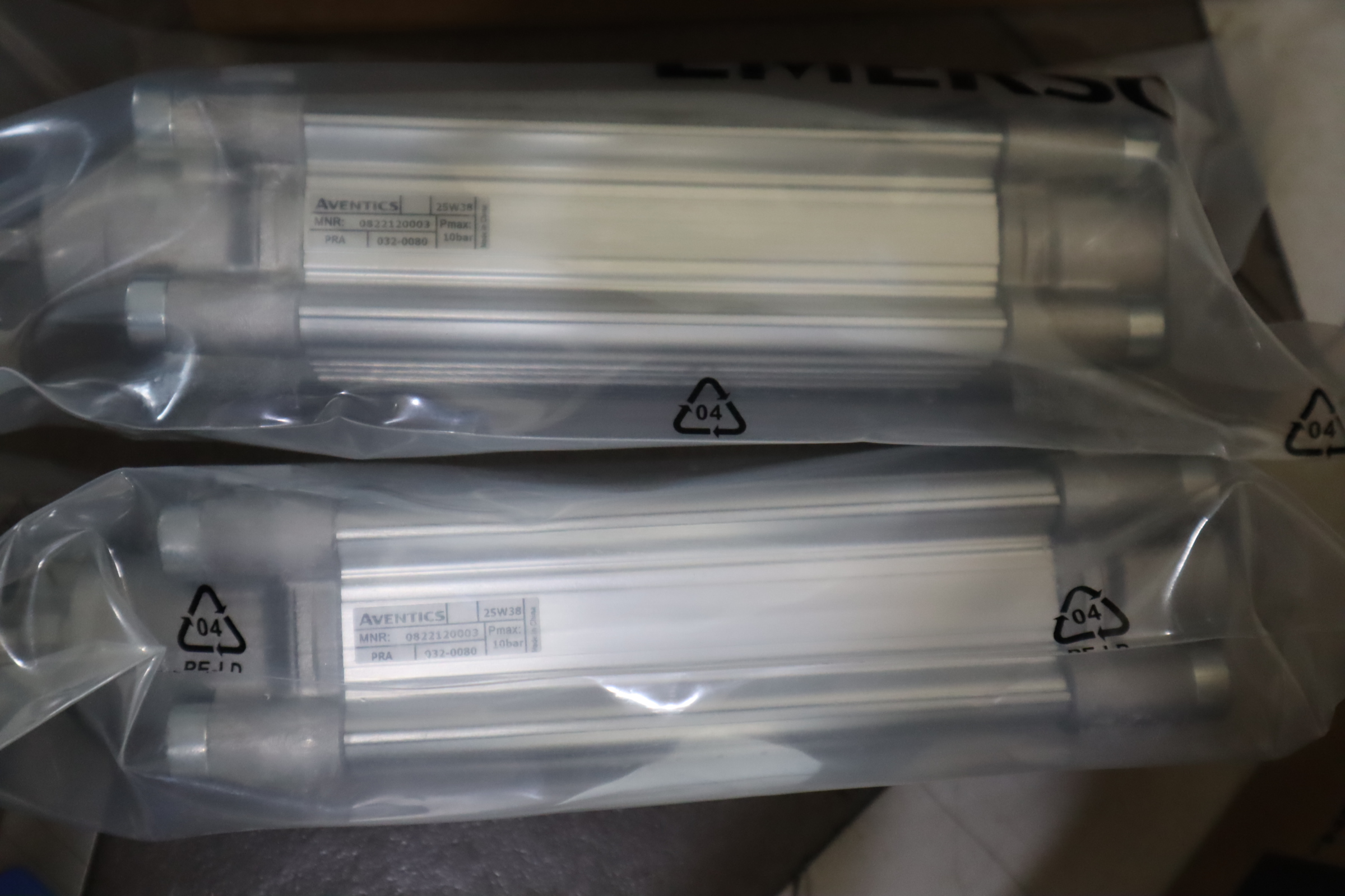 R412012566 0822120003 0822120003  安沃驰AVENTICS 气缸气动阀