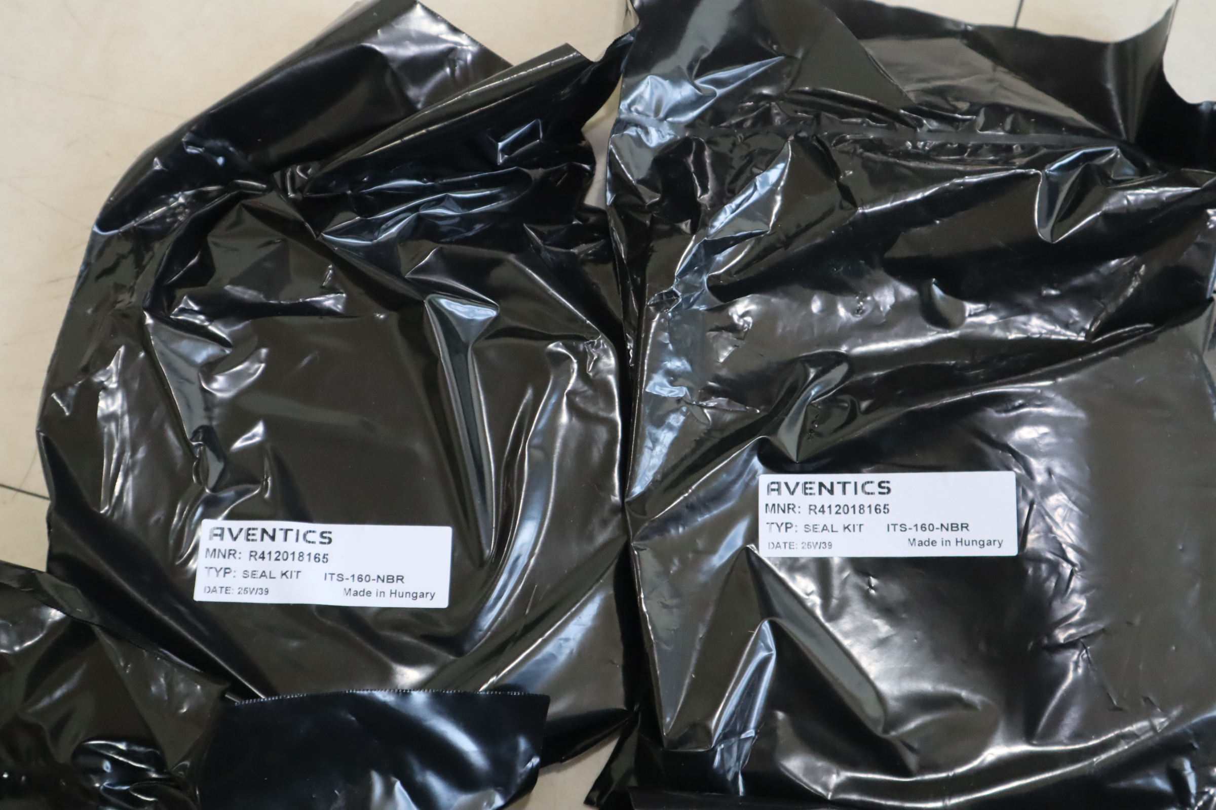 0821401168 0821401157 R412018165 安沃驰AVENTICS 气缸气动阀