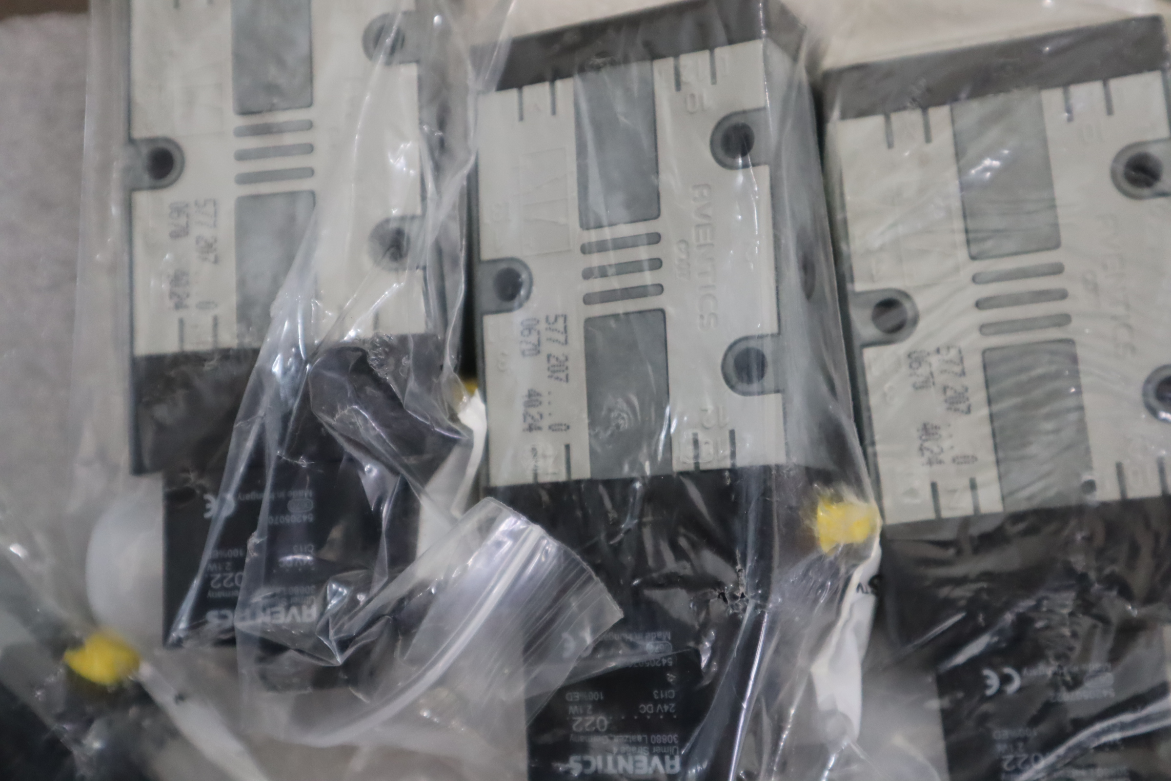 5772070220 德国安沃驰AVENTICS气动阀