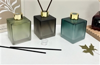 玻璃香薰瓶加工厂，玻璃香薰瓶定制厂家