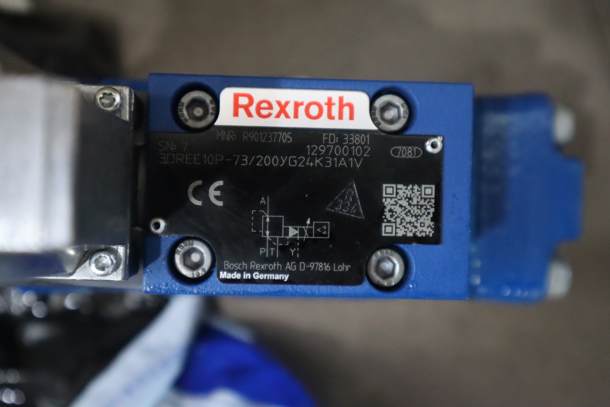 R901237705 3DREE10P-72/200YG24K31A1V 力士乐REXROTH比例减压阀