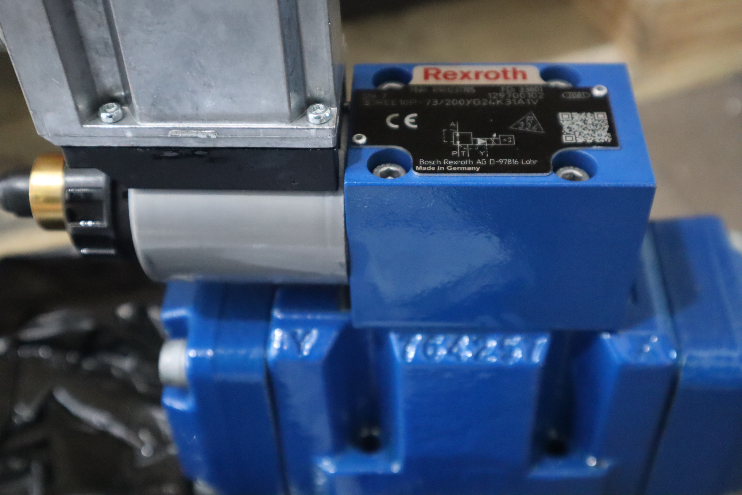 R901237705 3DREE10P-72/200YG24K31A1V 力士乐REXROTH比例减压阀