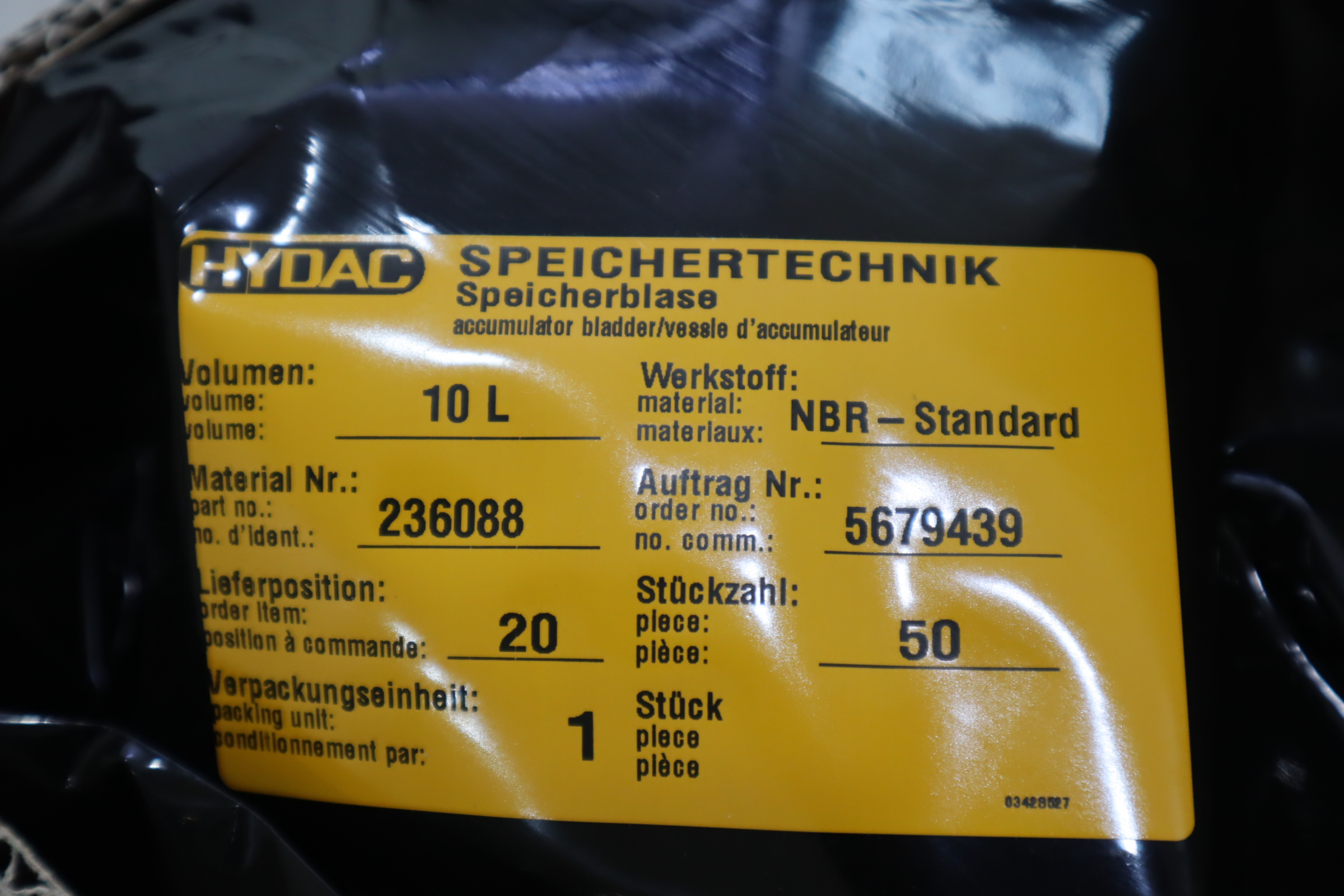 236088 Bladder10L*7/8-14UNF/VG5NBR20/P460 德国贺德克HYDAC气囊
