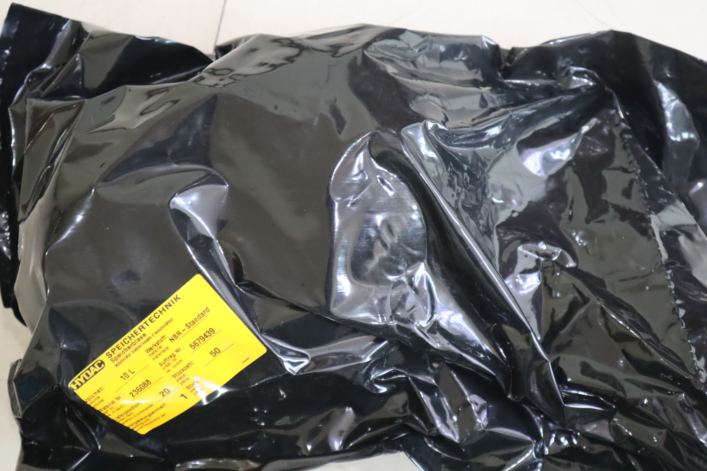 236088 Bladder10L*7/8-14UNF/VG5NBR20/P460 德国贺德克HYDAC气囊