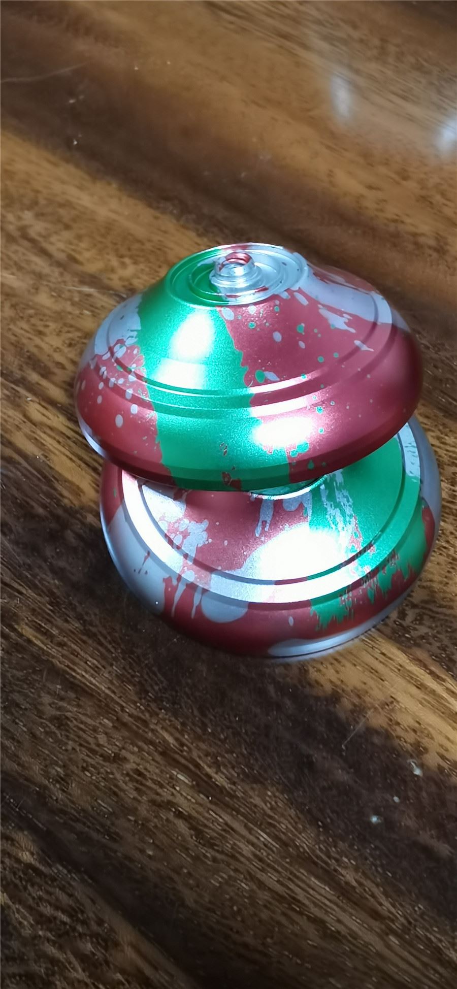 福建压铸铝氧化采用5052铝红色外壳锯切加工