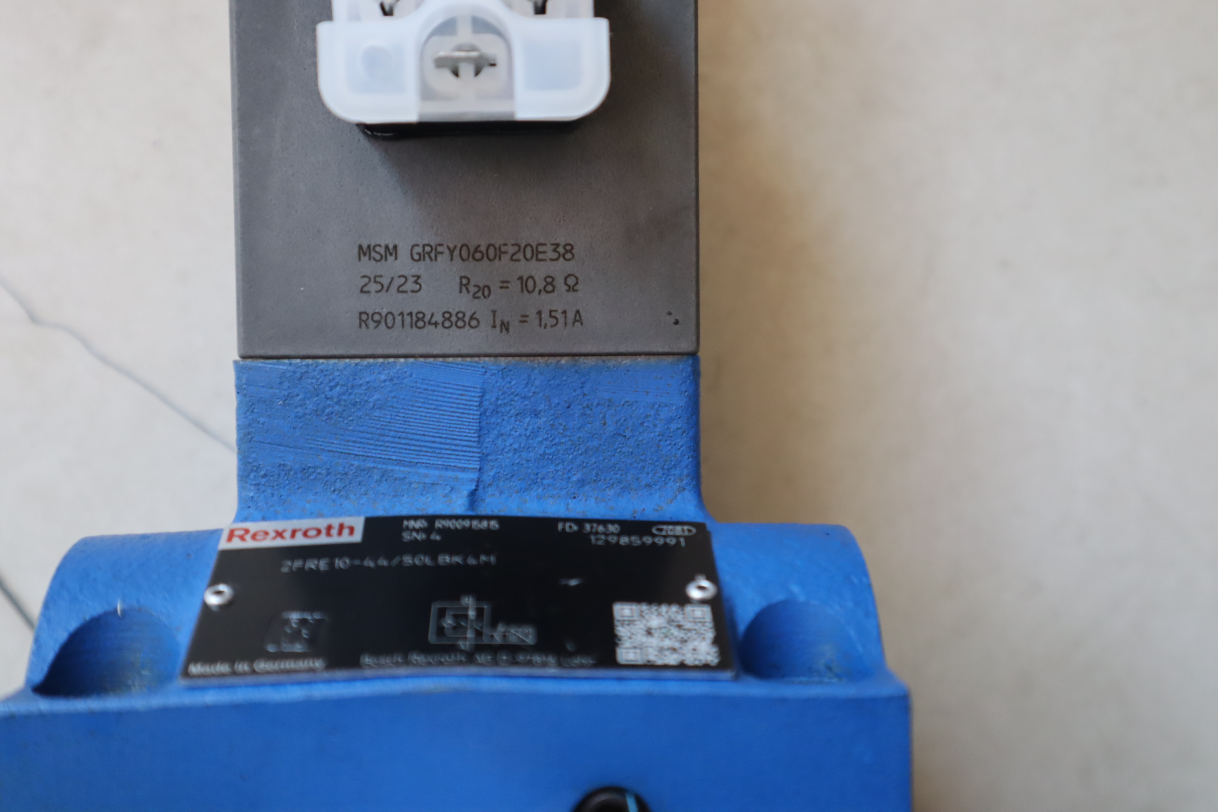 2FRE10-44/50LBK4M R900915815 力士乐REXROTH比例流量阀