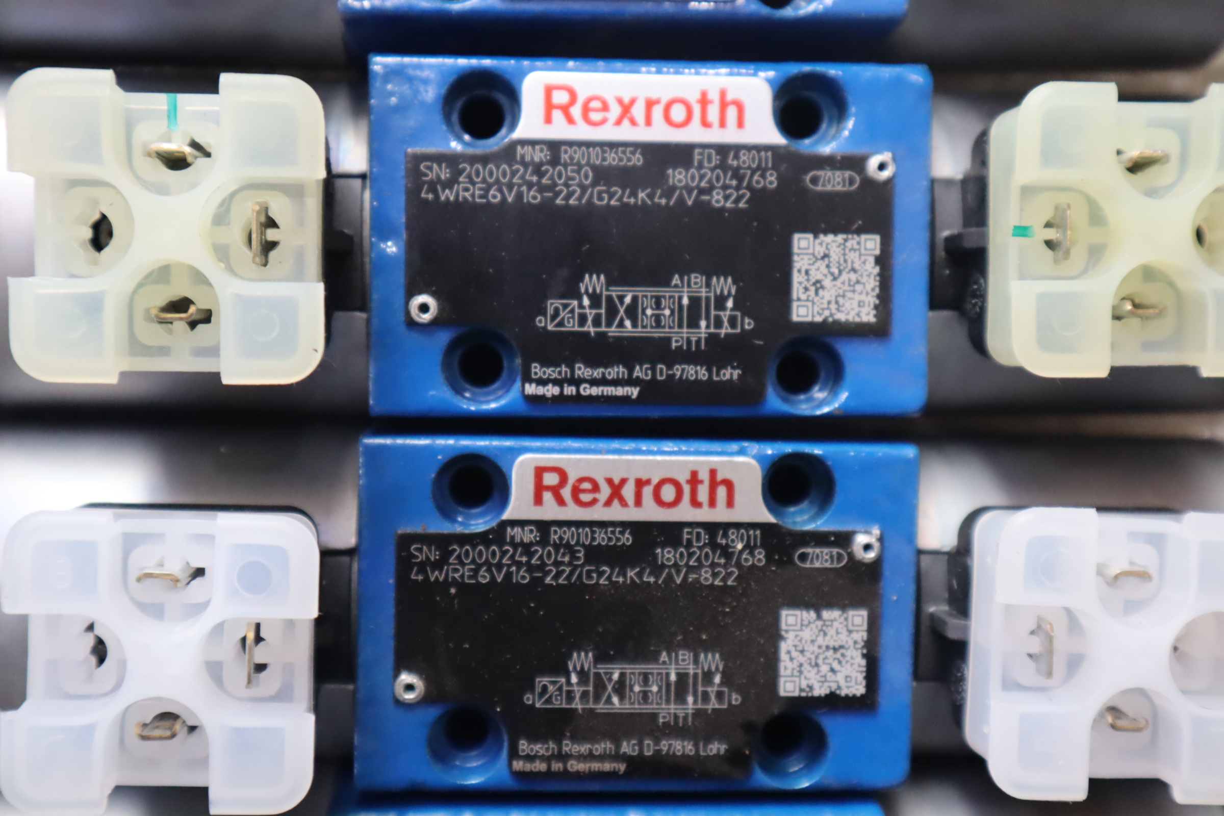 4WRE6V16-22/G24K4/V-822 R901036556 力士乐REXROTH比例阀