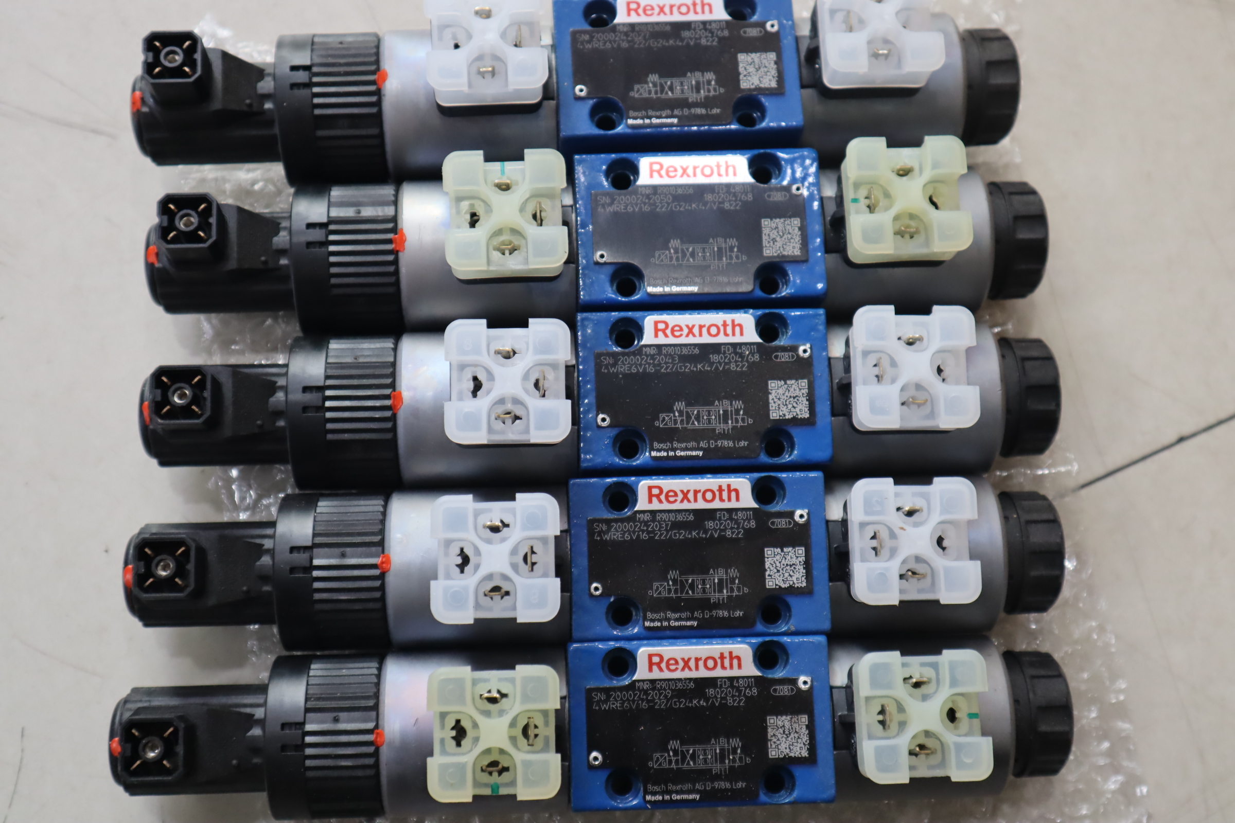 4WRE6V16-22/G24K4/V-822 R901036556 力士乐REXROTH比例阀