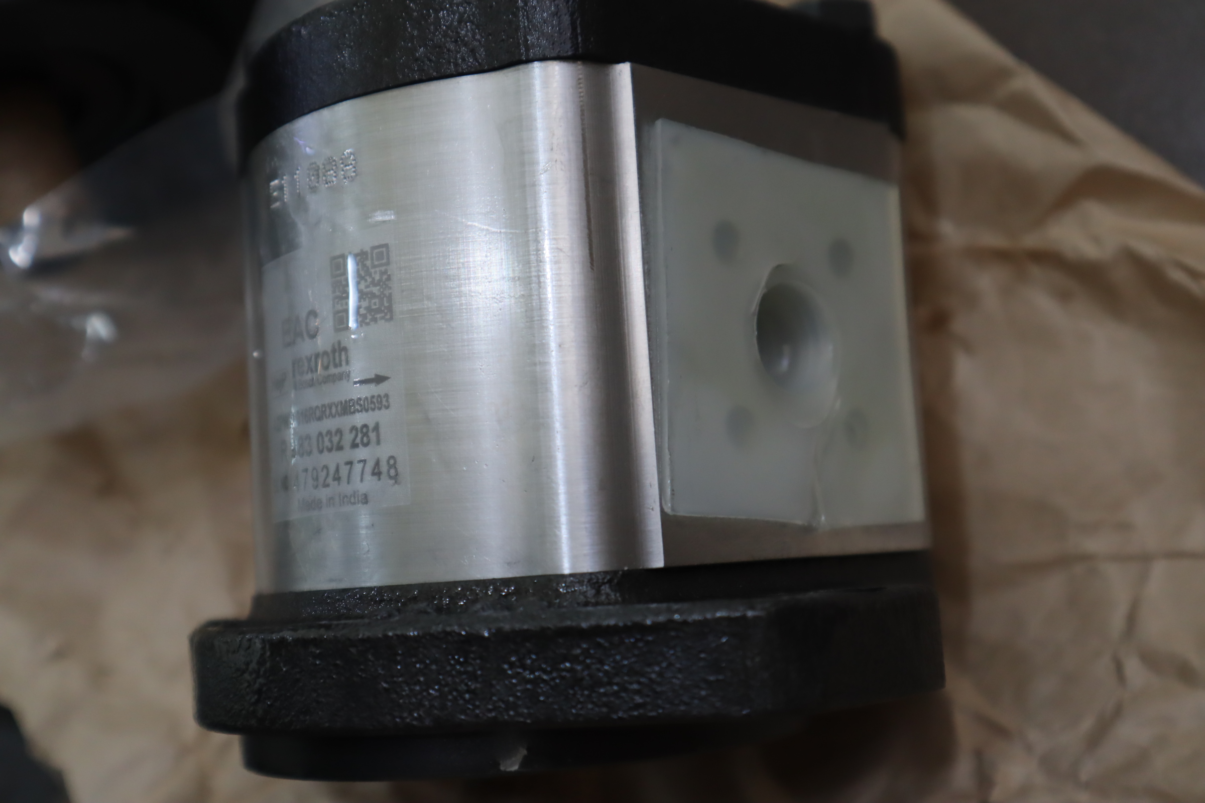 R983032281 AZPW-21-016RQRXXMB-S0593 德国力士乐REXROTH齿轮泵