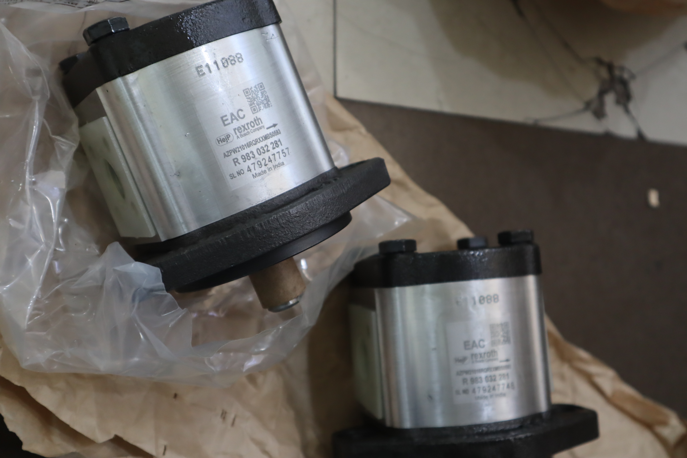 R983032281 AZPW-21-016RQRXXMB-S0593 德国力士乐REXROTH齿轮泵