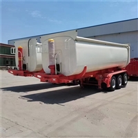 2022年2月9号罐式后翻自卸车