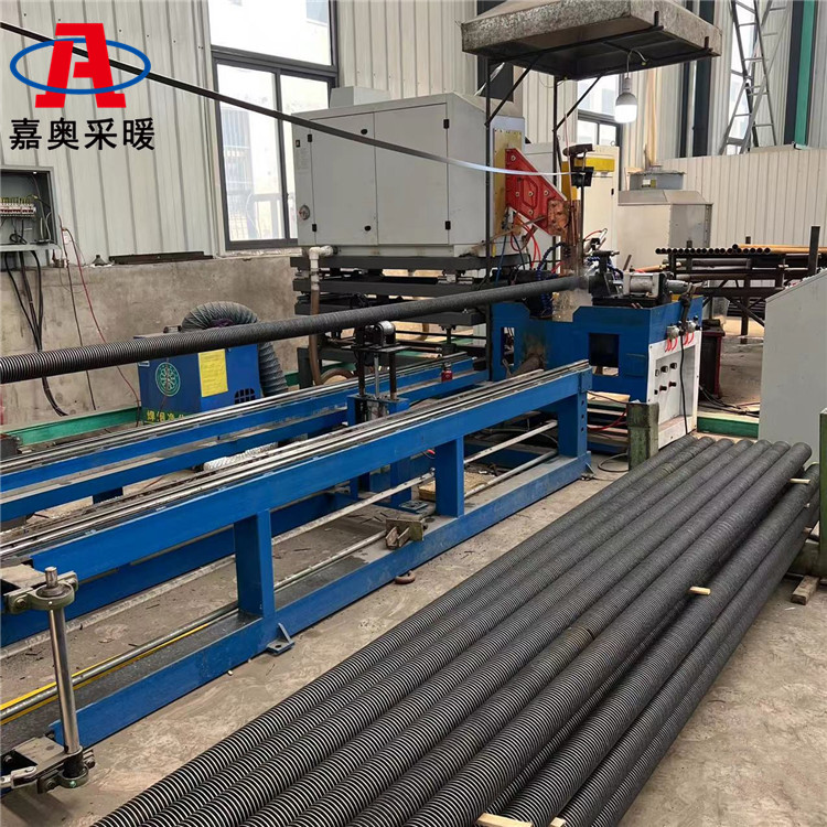 花卉大棚用无缝管翅片管散热器 翅片管型散热器制造商