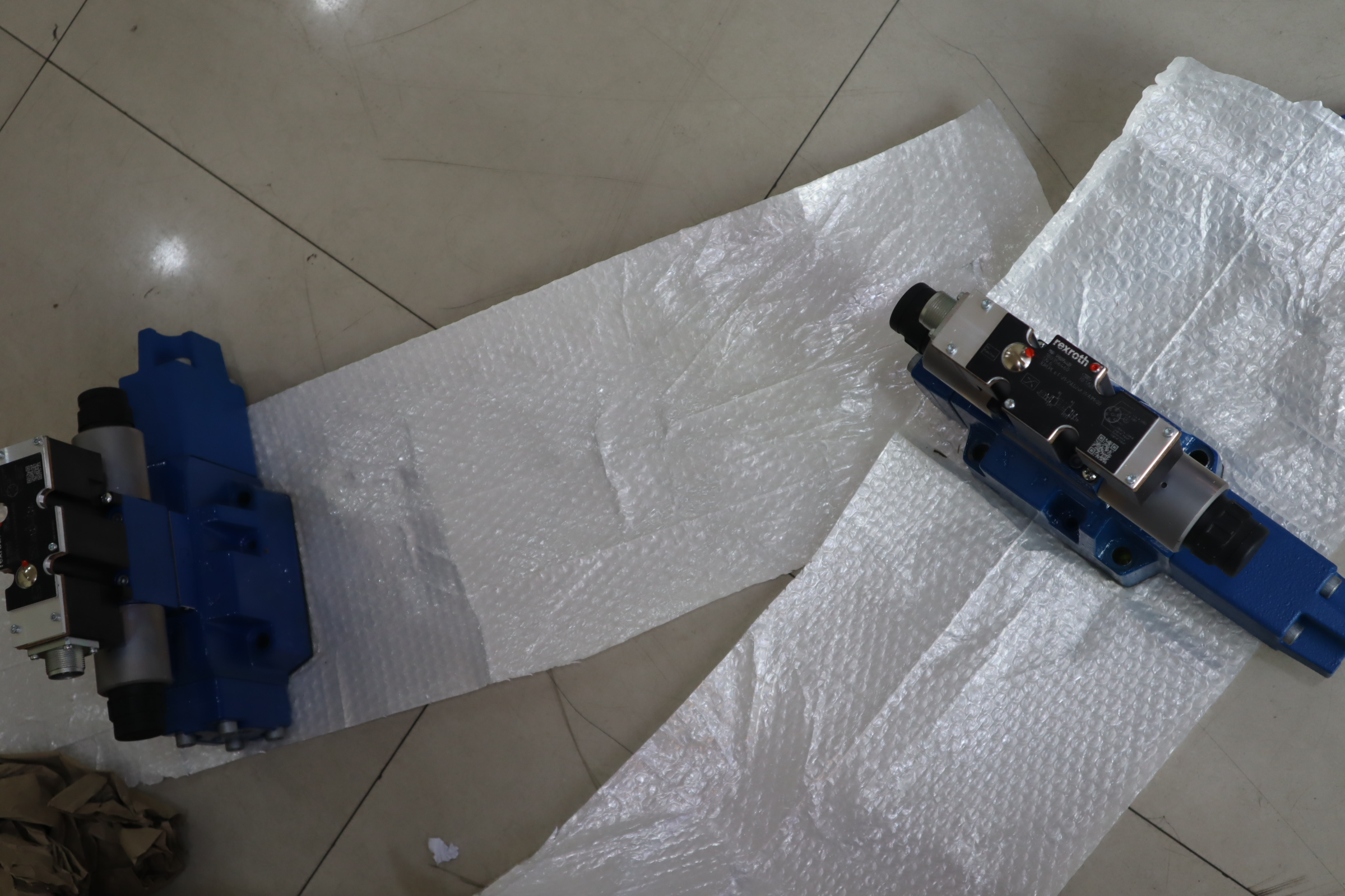 4WRZE16E100-73/6EG24ETK31/A1D3M R900954657 力士乐REXROTH阀