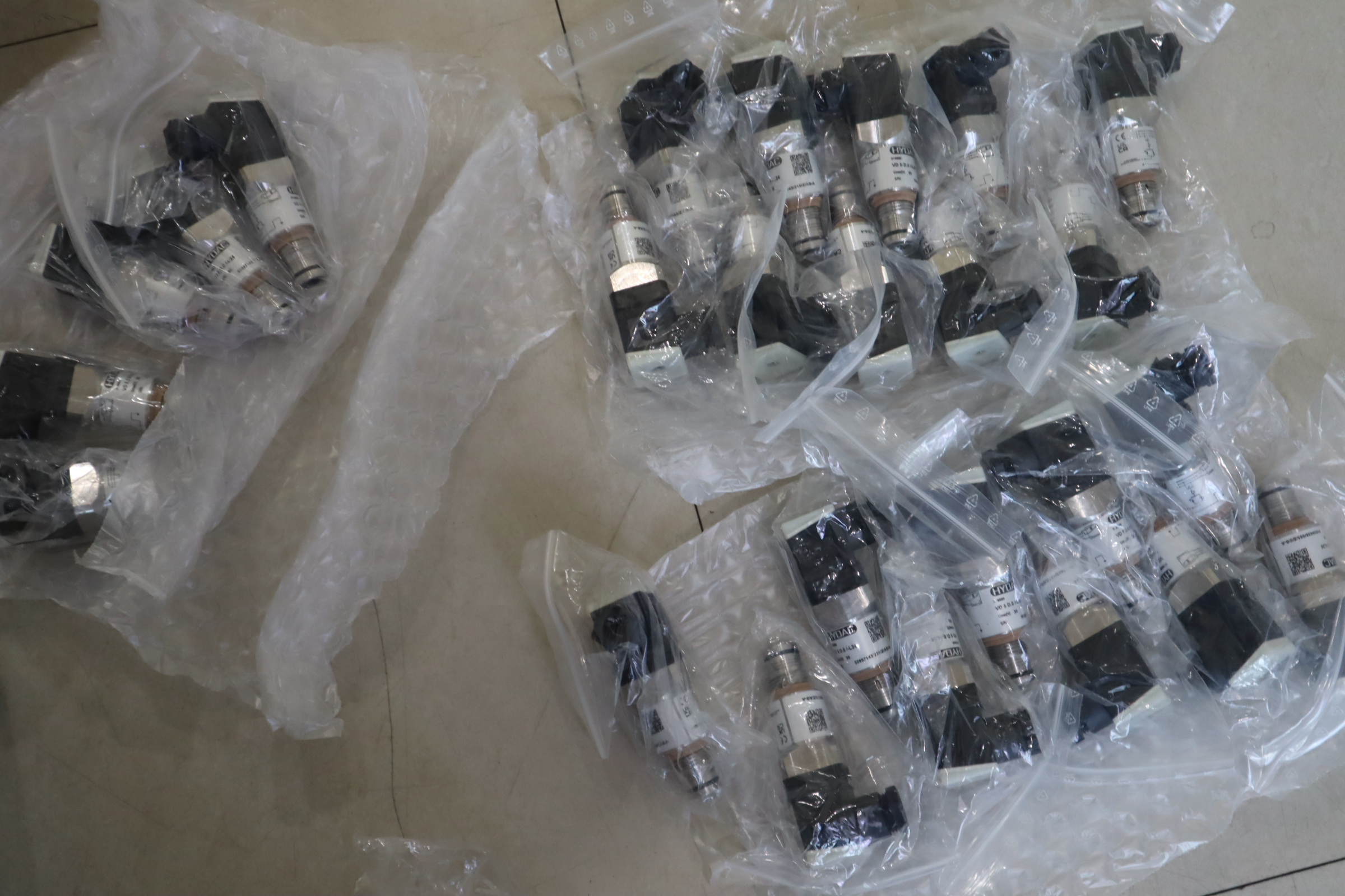 VD 5 D.0 /-L24 德国贺德克HYDAC压力开关压力传感器