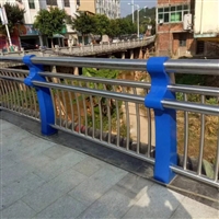 圣兴金属 不锈钢复合管景观护栏 不锈钢桥梁护栏 复合管护栏 安装过程