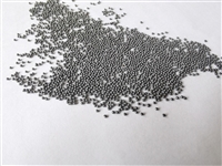 合金钢丸型号直径为0.2-3.0mm 里面加入硅铁锰铁，增加钢丸德耐磨性