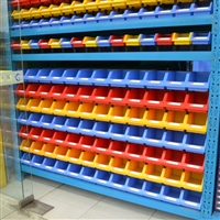 Heavy duty shelves have high wholesale storage efficiency