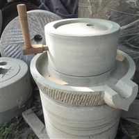 Antique stone mill, corn slurry electric stone mill, sesame oil mill, picture