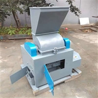 200 * 150 roll crusher laboratory production by Yucheng