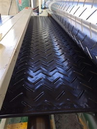 Polyethylene paving board production equipment, temporary roadbed board, PE patterned board equipment used on construction sites