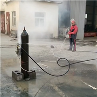 Ultra high pressure, small mineral water cutting machine, rental of oil cutting tank