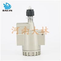 Flow valve for pneumatic clutch