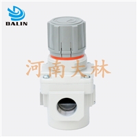 Pressure regulating valve for pneumatic clutch