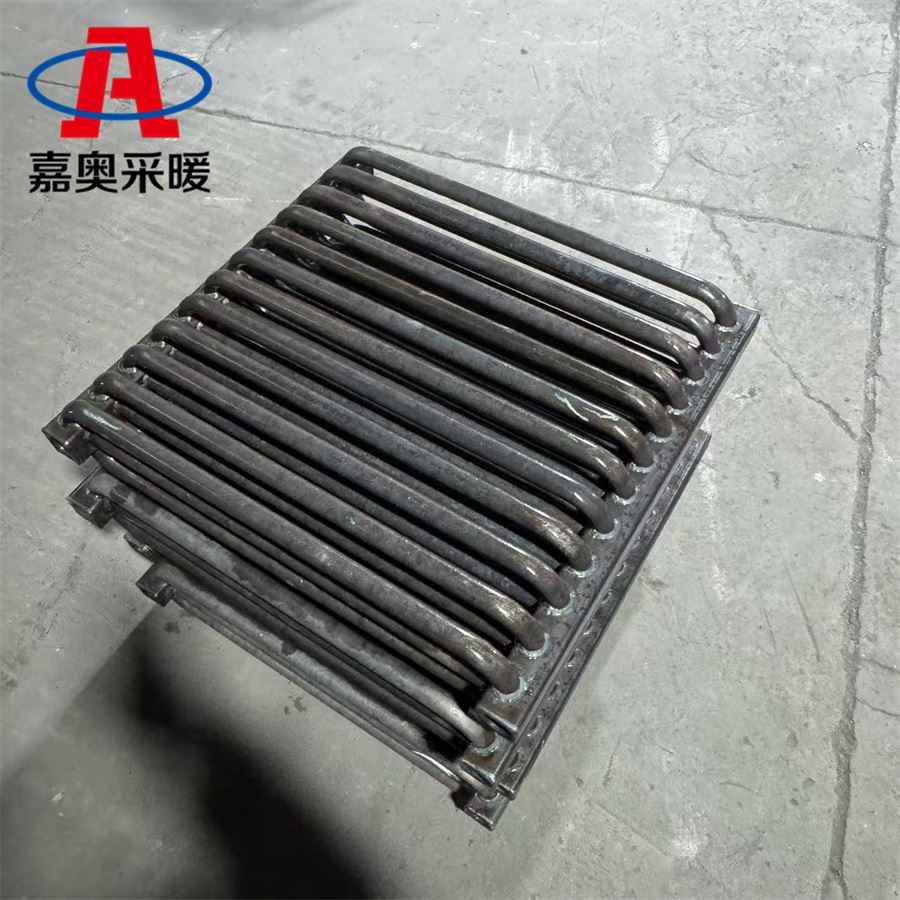 蘑菇大棚用光面排管B型散热器每米散热量