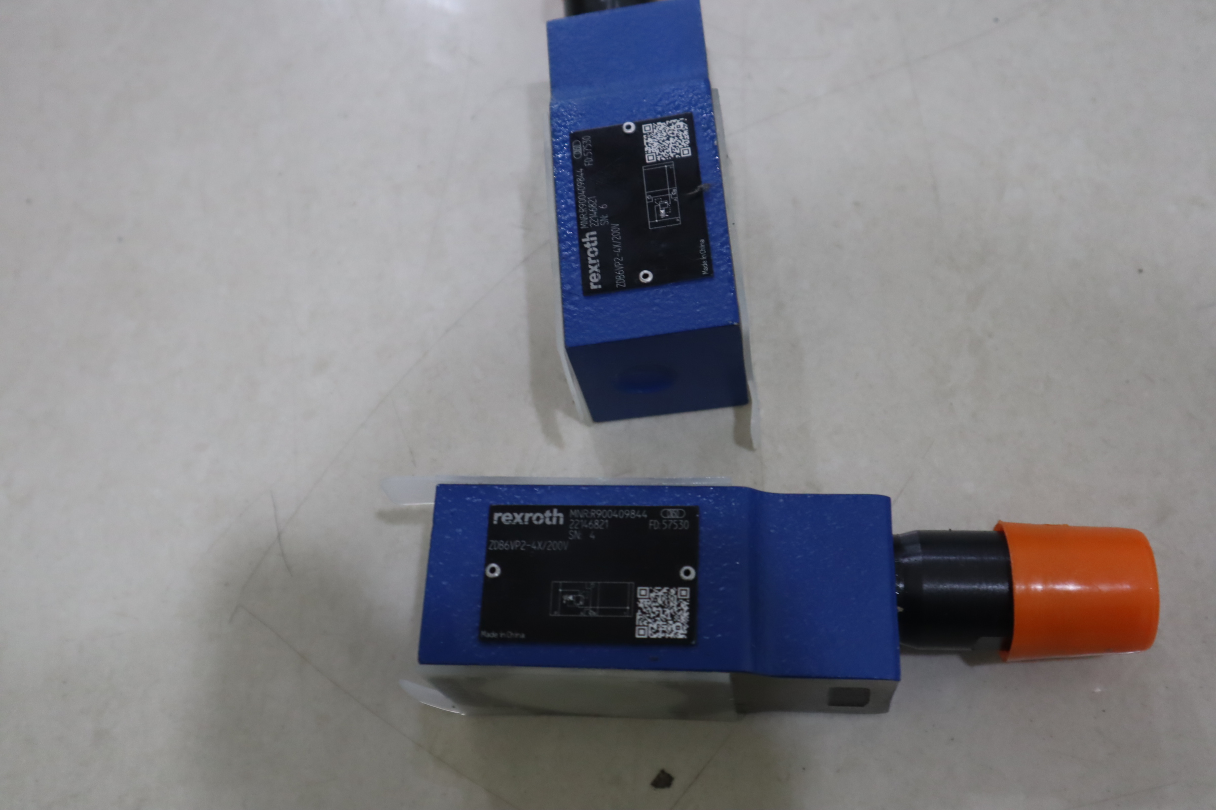 ZDB6VP2-4X/200V R900409844 ZDB6VP2-42/200V 力士乐REXROTH
