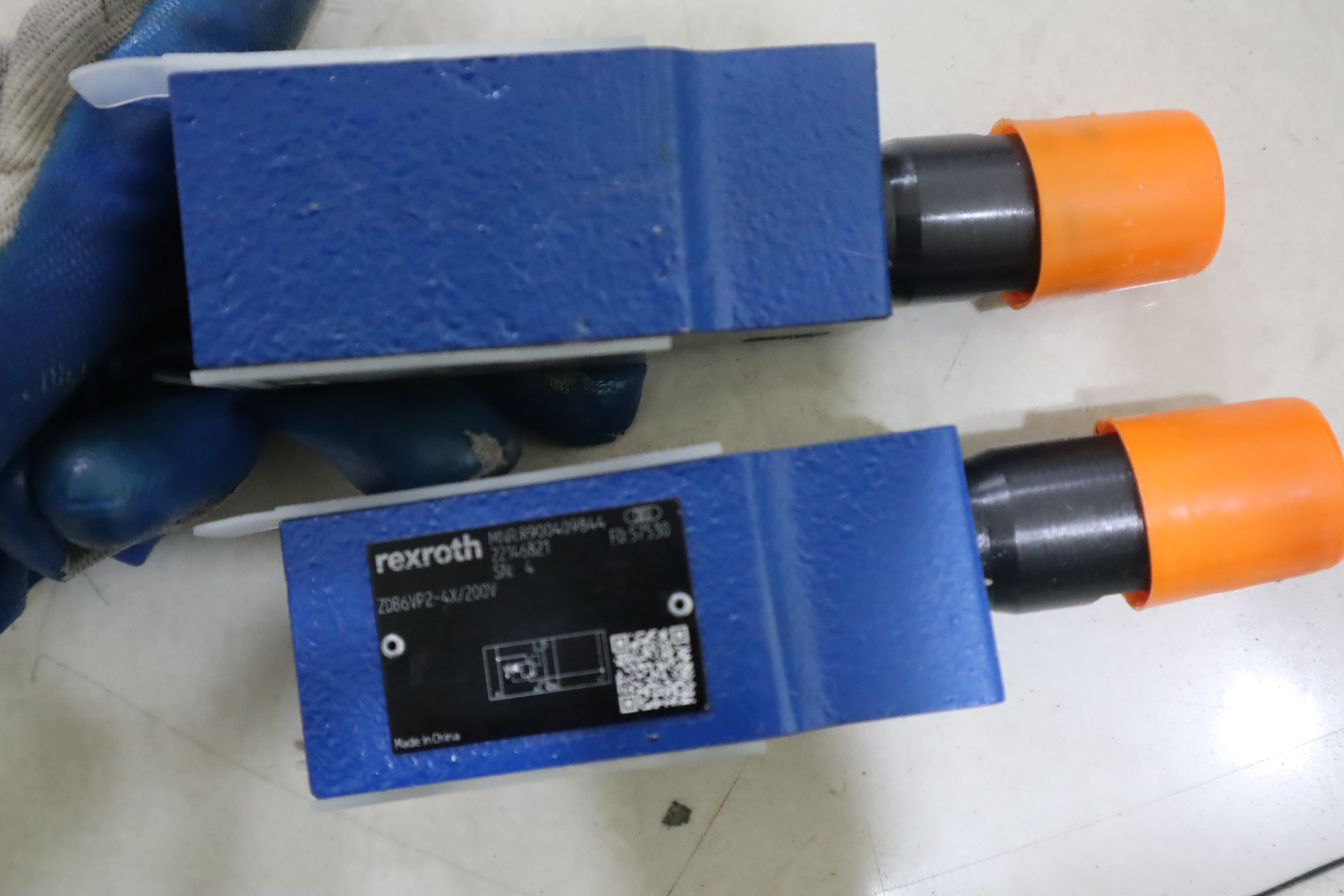 ZDB6VP2-4X/200V R900409844 ZDB6VP2-42/200V 力士乐REXROTH