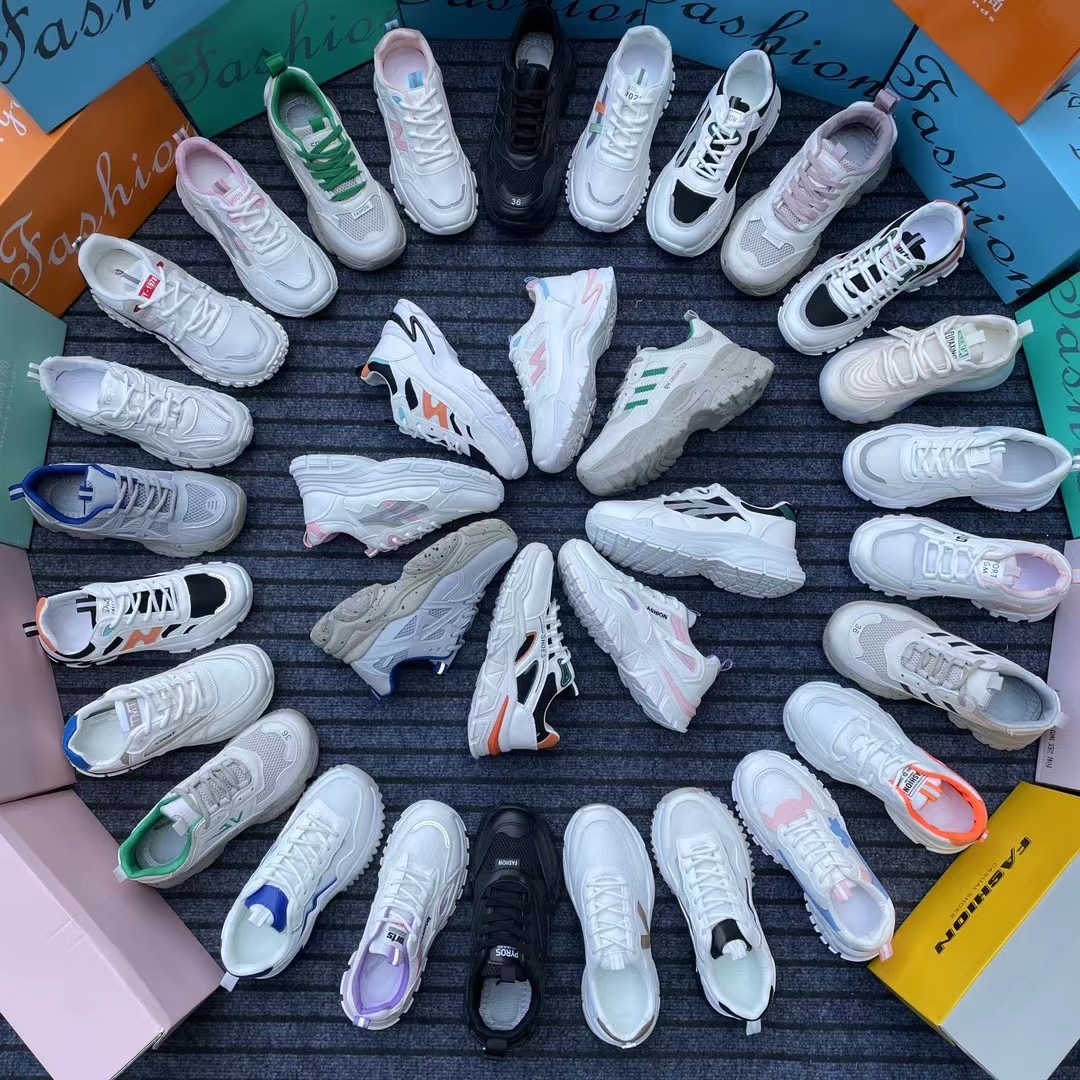 5-25元开店鞋子品牌杂款库存鞋硫化鞋童外贸飞织男女运动鞋